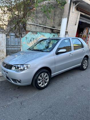 FIAT PALIO 1.0 MPI FIRE CELEBRATION 8V FLEX 4P MANUAL FIAT PALIO 1.0 MPI FIRE CELEBRATION 8V FLEX 4P MANUAL